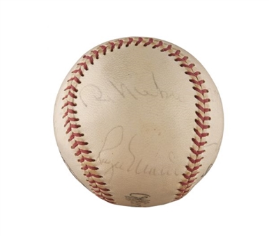 Hall of Famers & Stars Multi-Signed Baseball with Seven Signatures Including Roger Maris